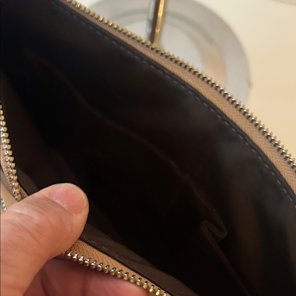 Coach Tan Leather Crossbody Bag Y2K Minimalist Quiet Luxury Boho Coastal Grandma - Picture 14 of 17